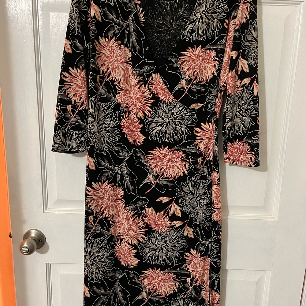 Beautiful knit dress - Picture 3 of 6